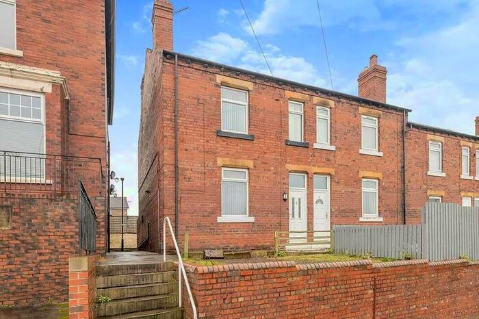 2 Bedroom End Of Terrace House To Rent In Wood Lane, Rothwell, Leeds, West Yorkshire, LS26