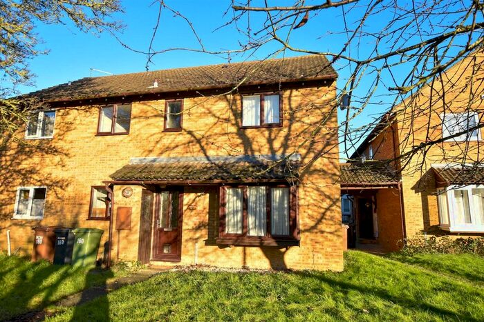 2 Bedroom Terraced House To Rent In Senwick Drive, Wellingborough, NN8