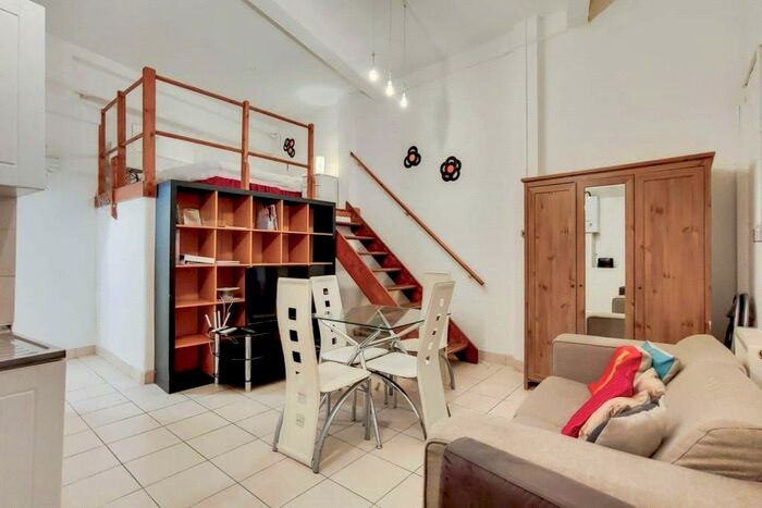 Studio To Rent In Hatton Wall, London, EC1N