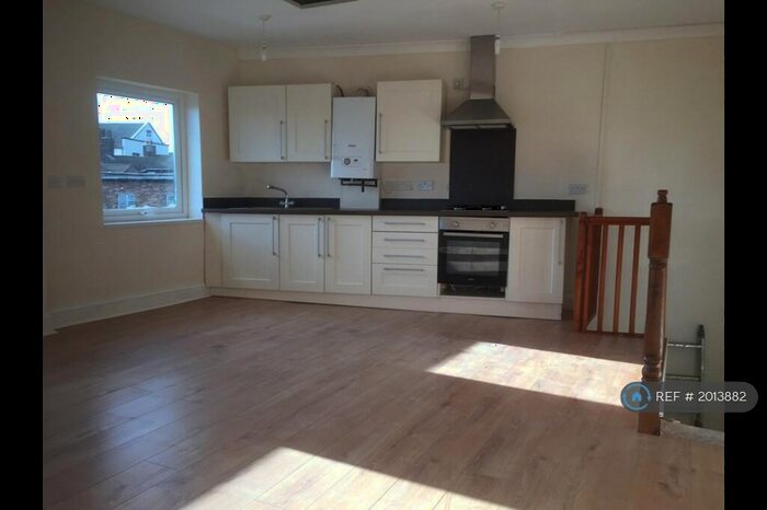 1 Bedroom Flat To Rent In Wesley Street, Stoke On Trent, ST6