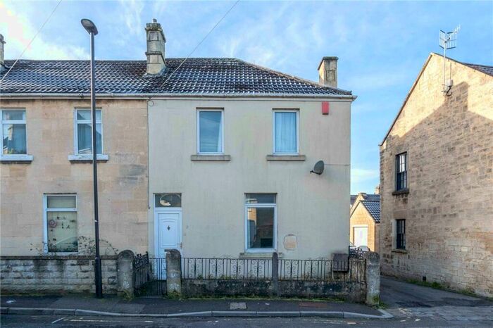 6 Bedroom End Of Terrace House To Rent In Burnham Road, Bath, Somerset, BA2