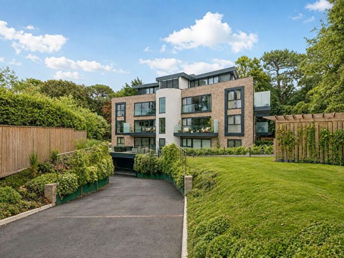 2 Bedroom Flat For Sale In Martello Road South, Canford Cliffs, Poole, BH13