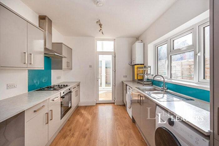 4 Bedroom Terraced House To Rent In Renny Road, Portsmouth, Hampshire, PO1