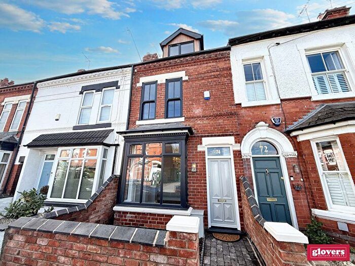 4 Bedroom Terraced House For Sale In Drayton Road, Kings Heath, Birmingham, B14