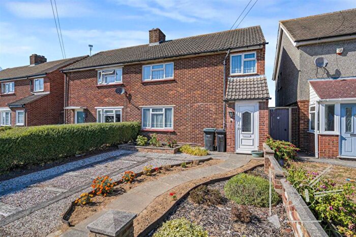 3 Bedroom House For Sale In Dene Holm Road, Northfleet, Gravesend, DA11