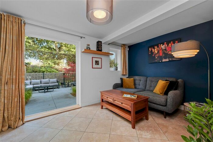 3 Bedroom End Of Terrace House To Rent In Challoners Close, East Molesey, Surrey, KT8