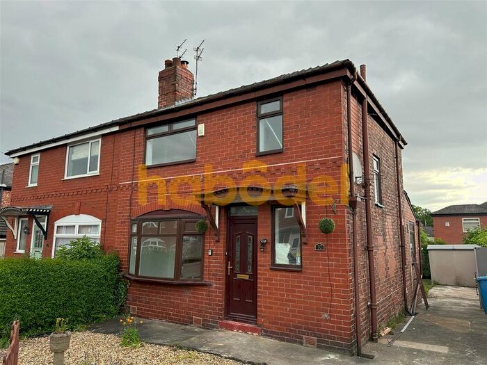 3 Bedroom Semi-Detached House To Rent In Danesway, Swinton, Manchester, M27