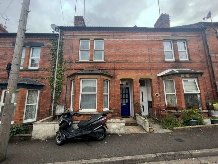 3 Bedroom House To Rent In Woodland Terrace, Yeovil, BA20