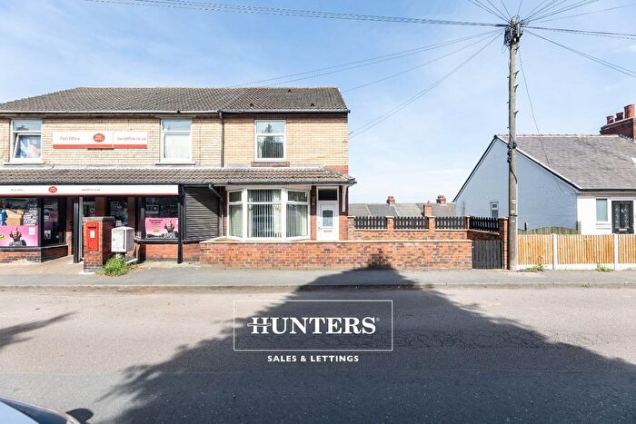 3 Bedroom Semi-Detached House For Sale In Churchfield Lane, Castleford, WF10