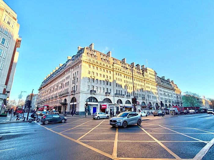 2 Bedroom Flat For Sale In Flat Chiltern Court, Baker Street, Marylebone, London, NW1