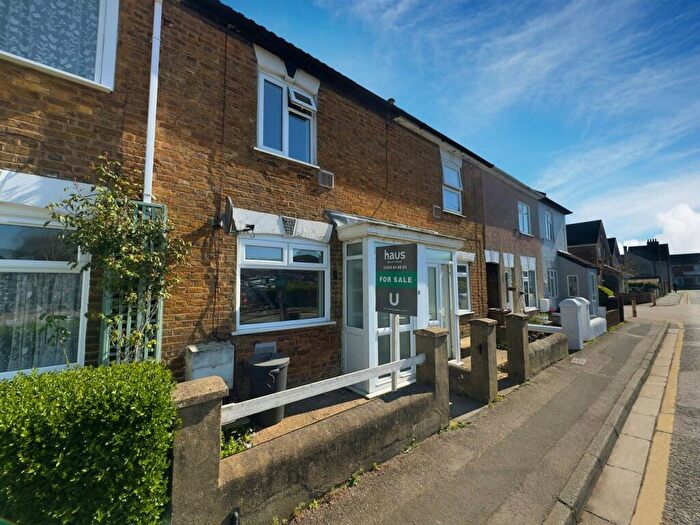 2 Bedroom Terraced House To Rent In Longley Road, Rainham, Gillingham, ME8