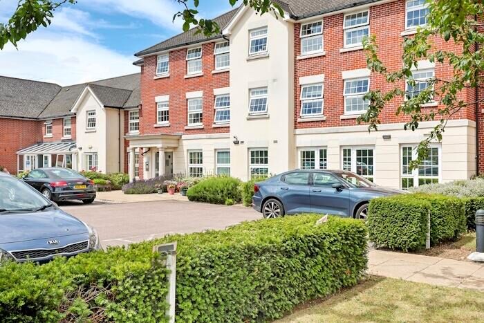 2 Bedroom Retirement Property For Sale In High Street, Ongar, CM5