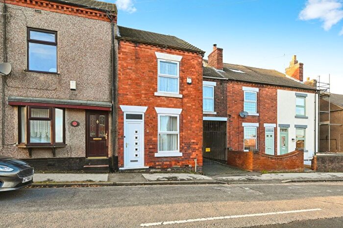 3 Bedroom Terraced House For Sale In Meadow Lane, Alfreton, DE55