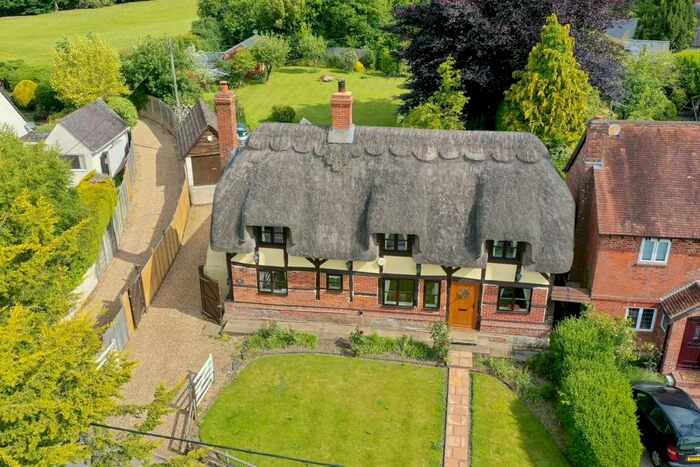 3 Bedroom Character Property For Sale In Fryern Court Road, Burgate, Fordingbridge, SP6