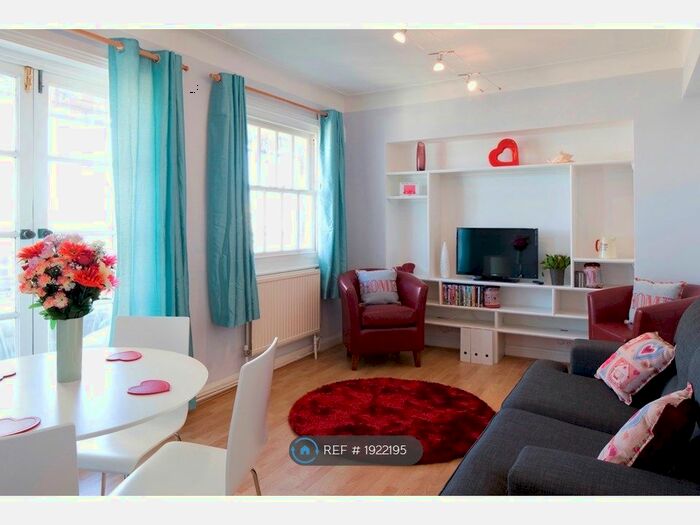 1 Bedroom Flat To Rent In Kings Road, Brighton, BN1