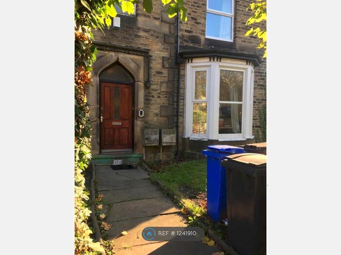 7 Bedroom Semi-Detached House To Rent In Beech Hill Road, Sheffield, S10