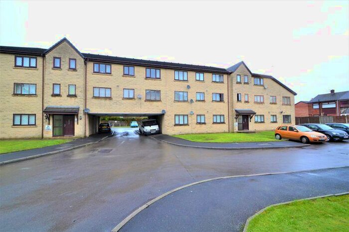 2 Bedroom Flat To Rent In Moorfield Chase, Bolton, BL4
