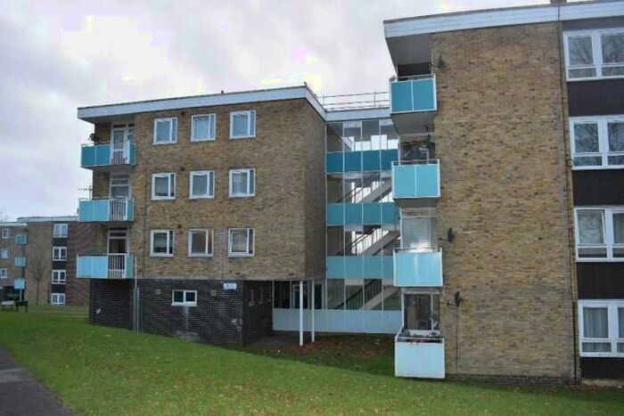 3 Bedroom Flat To Rent In Ellwood Avenue, Southampton, Hampshire, SO19
