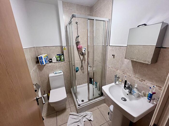 2 Bedroom Apartment To Rent In Mint Drive, Birmingham, B18