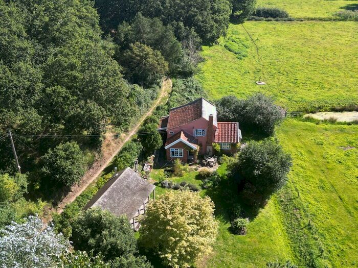 3 Bedroom Detached House For Sale In Blackheath Road, Wenhaston, IP19