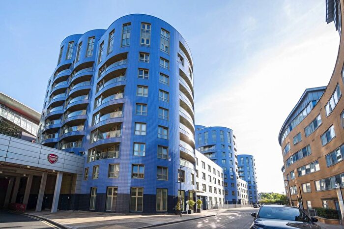 1 Bedroom Flat To Rent In Queensland Road, Arsenal, London, N7