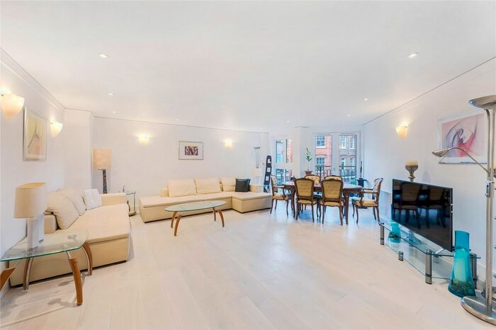 2 Bedroom Flat To Rent In Artillery Mansions, Victoria Street, Westminster, London, SW1H