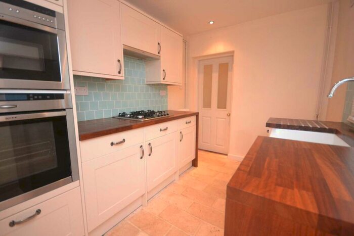 4 Bedroom End Of Terrace House To Rent In Cardigan Gardens, Reading, RG1