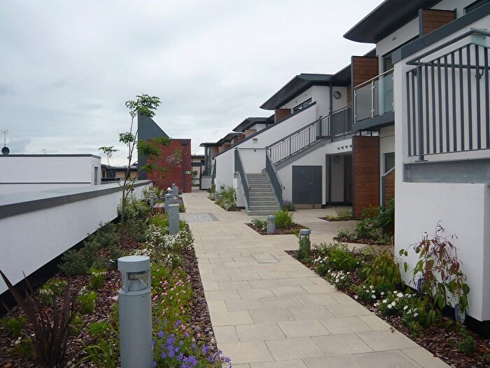 1 Bedroom Flat To Rent In Attfield, Park Way, Newbury, Berkshire, RG14