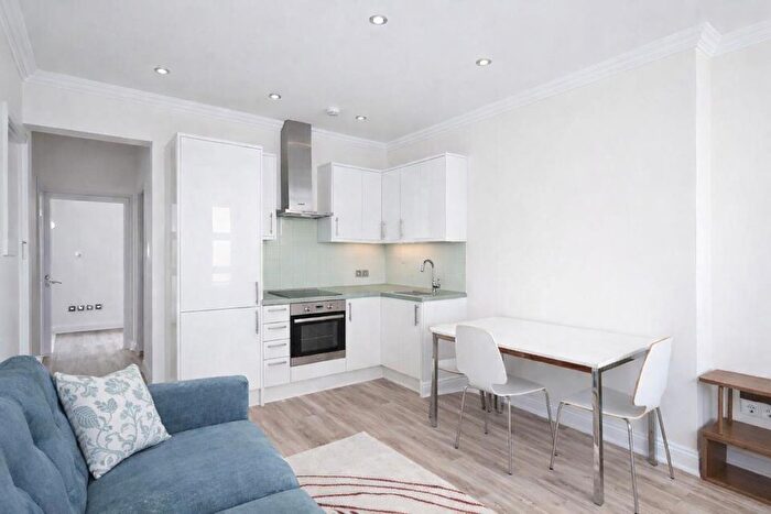 1 Bedroom Flat To Rent In Great Titchfield Street, Fitzrovia, London, W1W