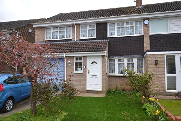4 Bedroom End Of Terrace House For Sale In Petrel Way, Tile Kiln, Chelmsford, CM2