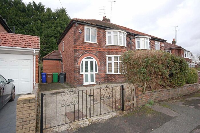 3 Bedroom Property To Rent In Moor Park Road, East Didsbury, Manchester, M20