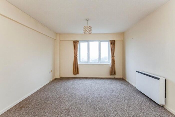 1 Bedroom Flat To Rent In Church Road Upper Norwood, SE19