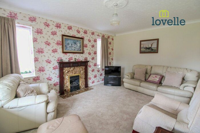 4 Bedroom Detached House For Sale In Meadowbank, Great Coates, DN37