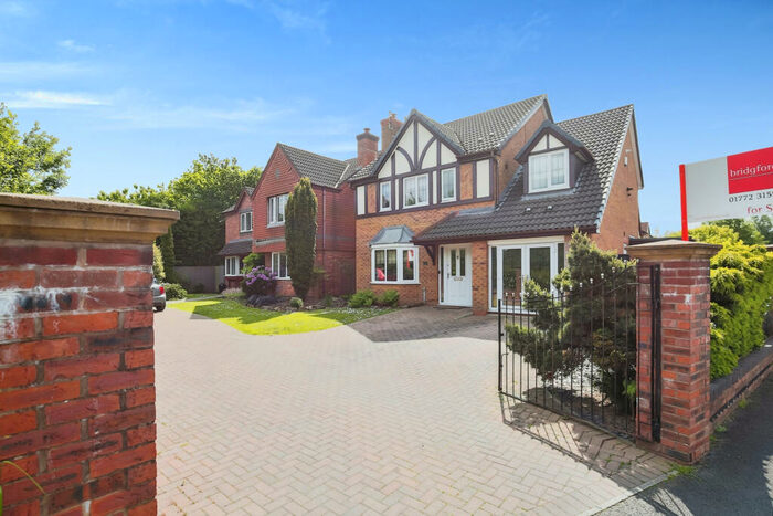 4 Bedroom House To Rent In Bluebell Way, Bamber Bridge, PR5