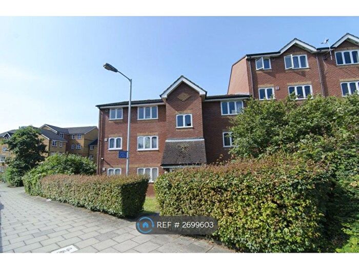 1 Bedroom Flat To Rent In Lewisham, London, SE8