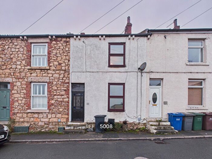 2 Bedroom Terraced House To Rent In , Garden Lane, Leeds, LS25