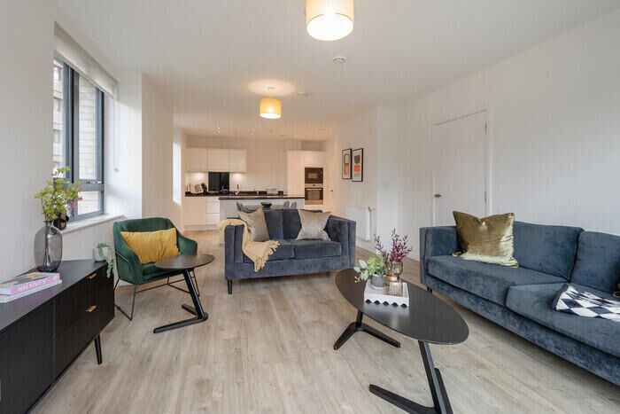 3 Bedroom Flat To Rent In Viscount House, Lakeside Drive, London, NW10