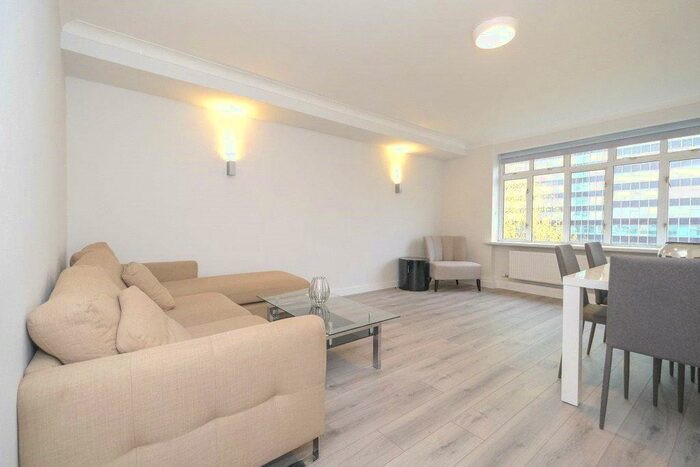 1 Bedroom Apartment To Rent In Warren Court, Euston Road, London, NW1