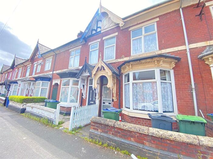 3 Bedroom Terraced House To Rent In Oxford Road, West Bromwich, B70