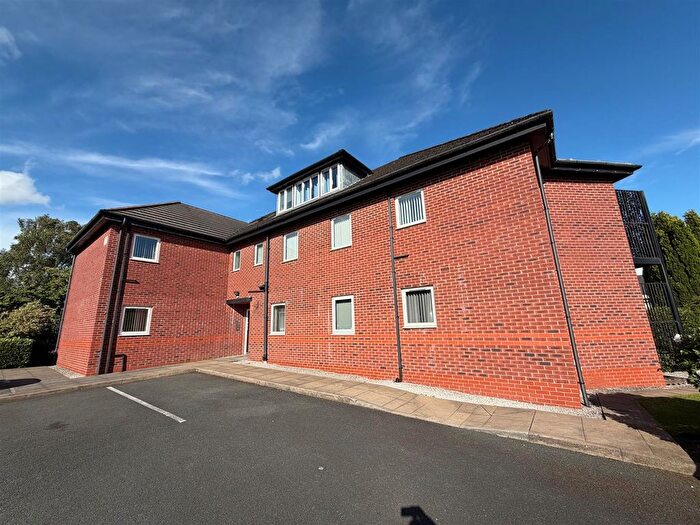 2 Bedroom Flat To Rent In Prescott Court, Prescott Street, Walkden, M28
