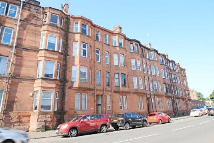 2 Bedroom Flat To Rent In Newlands Road, Glasgow, G44