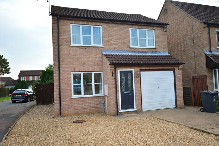 3 Bedroom Detached House To Rent In Chestnut Close, Sleaford, NG34