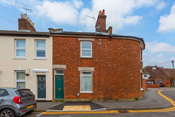 2 Bedroom Cottage To Rent In Victoria Road, Sevenoaks, TN13