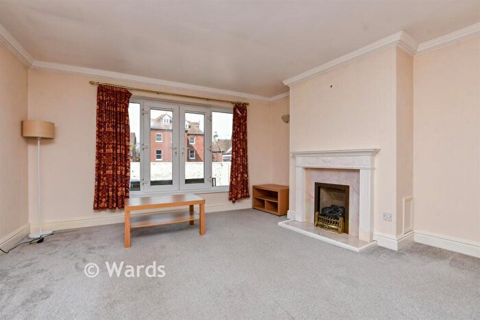 2 Bedroom Maisonette For Sale In Castle Row, Canterbury, Kent, CT1