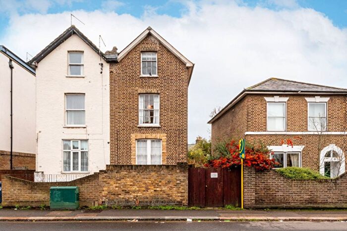 1 Bedroom Flat To Rent In Gunnersbury Lane, Acton, W3