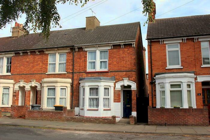 3 Bedroom Terraced House To Rent In Dudley Street, Bedford, MK40