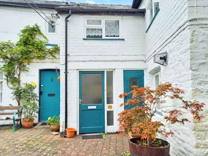 3 Bedroom Cottage For Sale In High Street, Presteigne, LD8