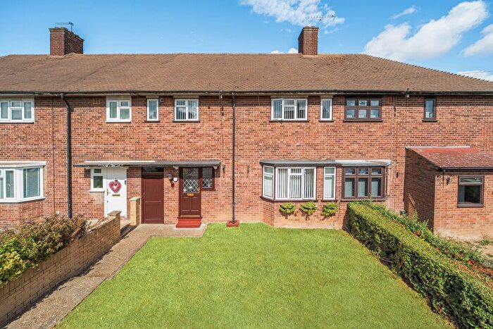 3 Bedroom Terraced House For Sale In Kingsley Wood Drive, London, SE9