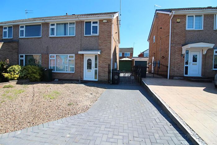 3 Bedroom Semi-Detached House To Rent In Elmete Avenue, Sherburn In Elmet, Leeds, LS25
