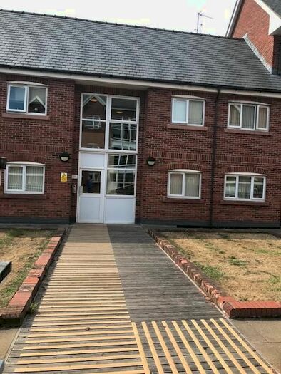 1 Bedroom Flat To Rent In Bevan Court, Dunlop Street, Warrington, Cheshire, WA4